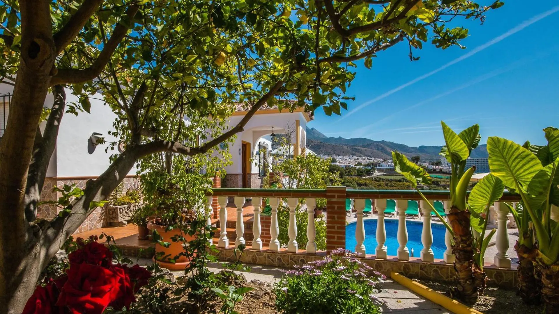 Villa Isabel By Casitas Select Nerja Spain
